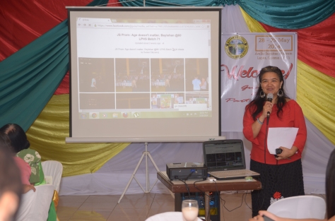 Photos of Lopez by JJ Guia were presented before the seminar started. Photo shows Gemma San Jose telling the participants, "We will start the program in five minutes."